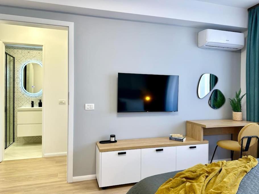Apartment Center With Balcony